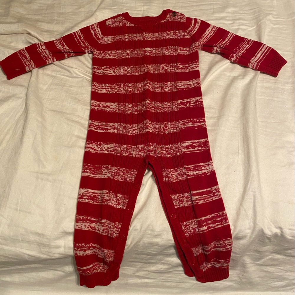 Sweater onesie red and white